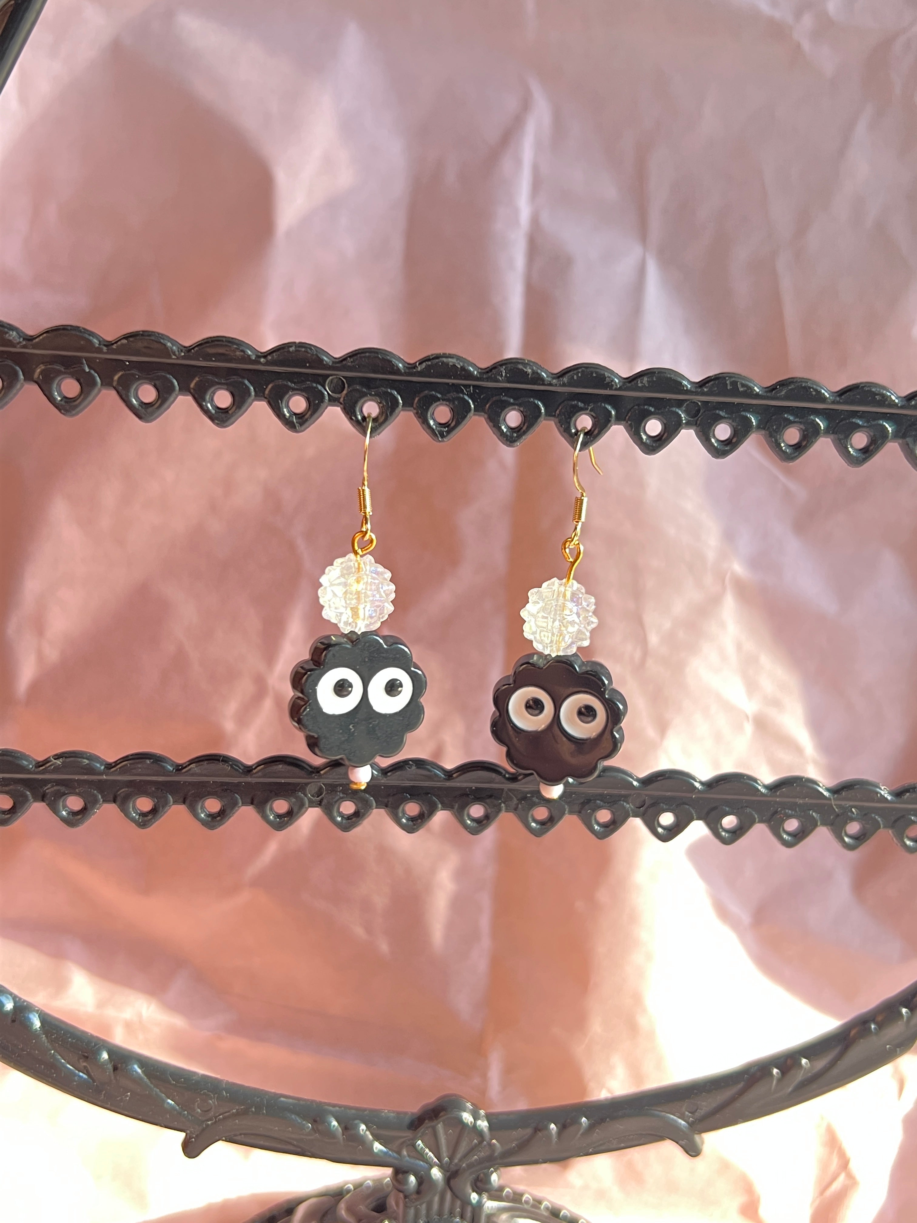 Hoshi Rußgeister Ohrringe Gold Kawaii Schmuck